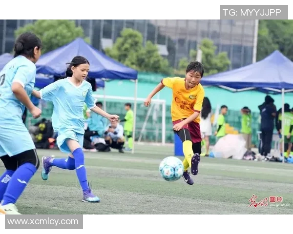 在绿茵场上追逐梦想足球与青春的完美交融之旅